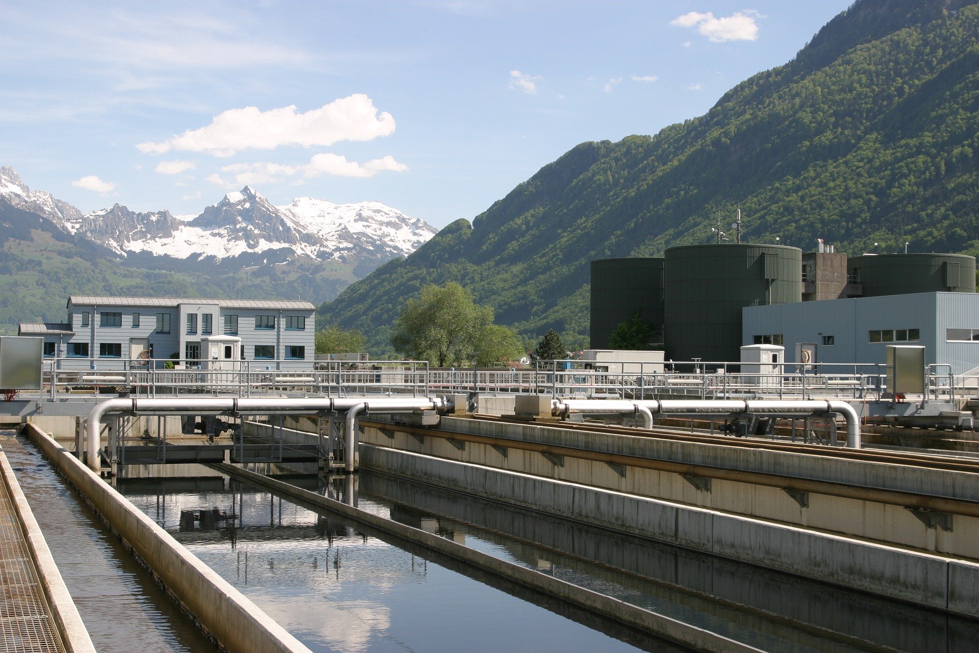 sewage-treatment-plant-gef10be8ef_1920