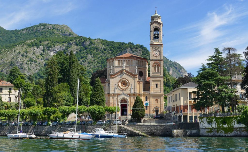 best-places-to-stay-in-lake-como-figure-8