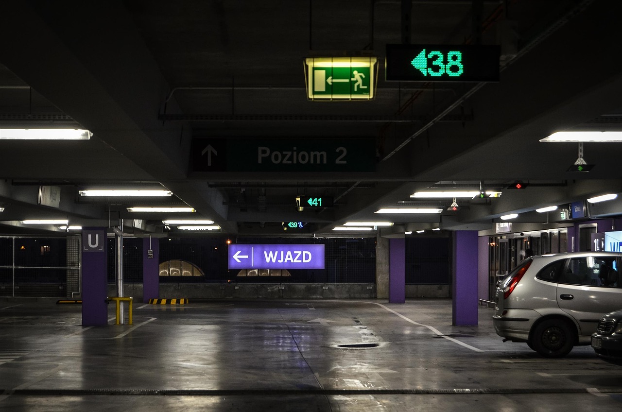 underground-car-park-427958_1280
